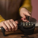 Afilador Profesional con Mango Ergonómico de Uso Manual para Afilar y Pulir Cuchillos