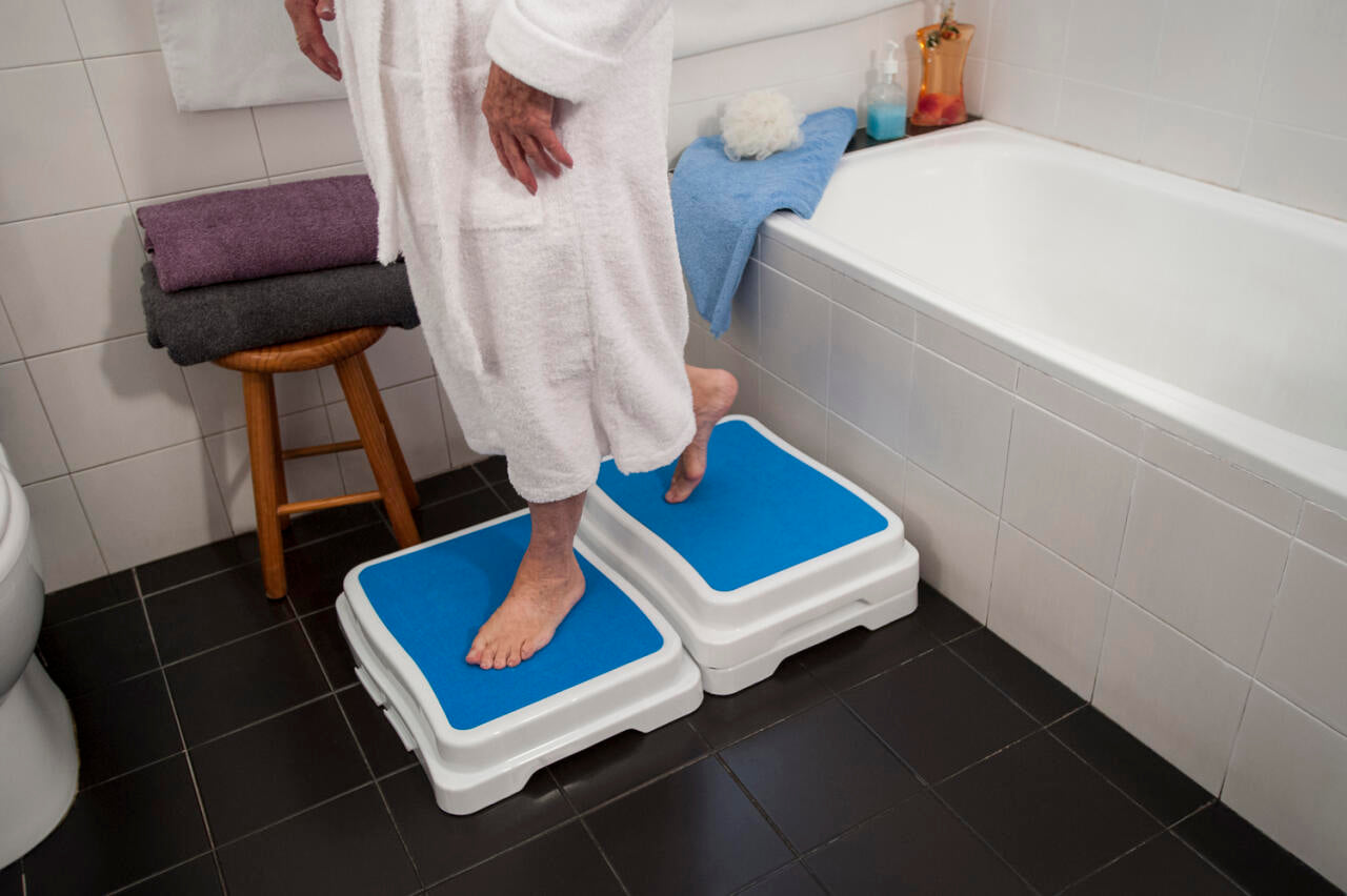 Escalón modular para baño