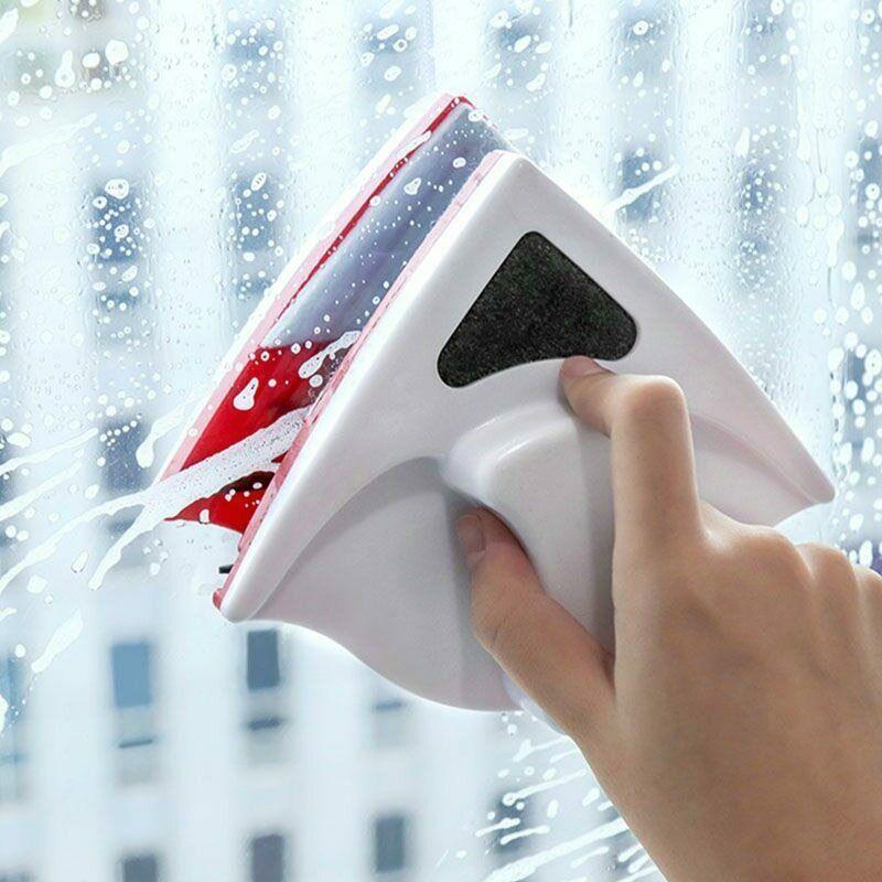 Magnetic window cleaner